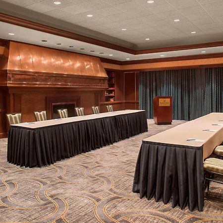 Sheraton Suites Akron Cuyahoga Falls Esterno foto