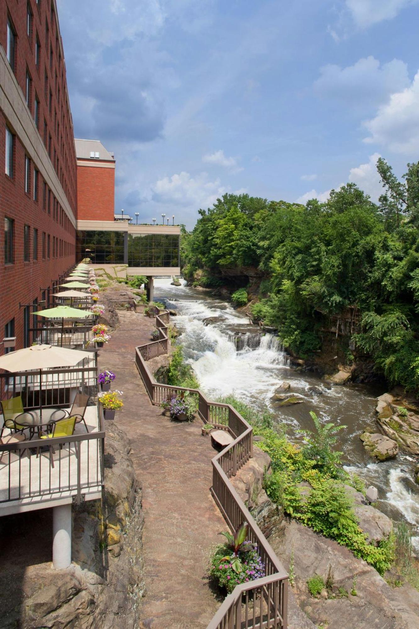 Sheraton Suites Akron Cuyahoga Falls Esterno foto
