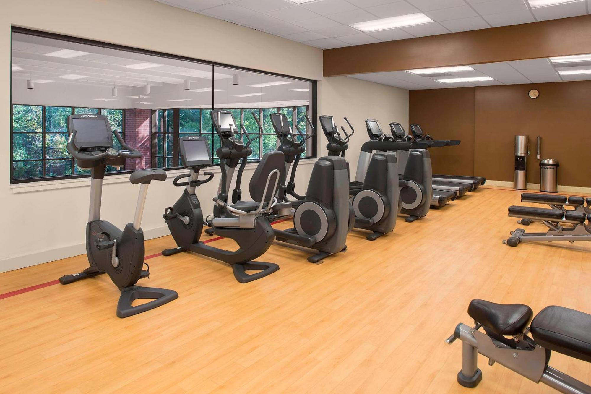 Sheraton Suites Akron Cuyahoga Falls Esterno foto