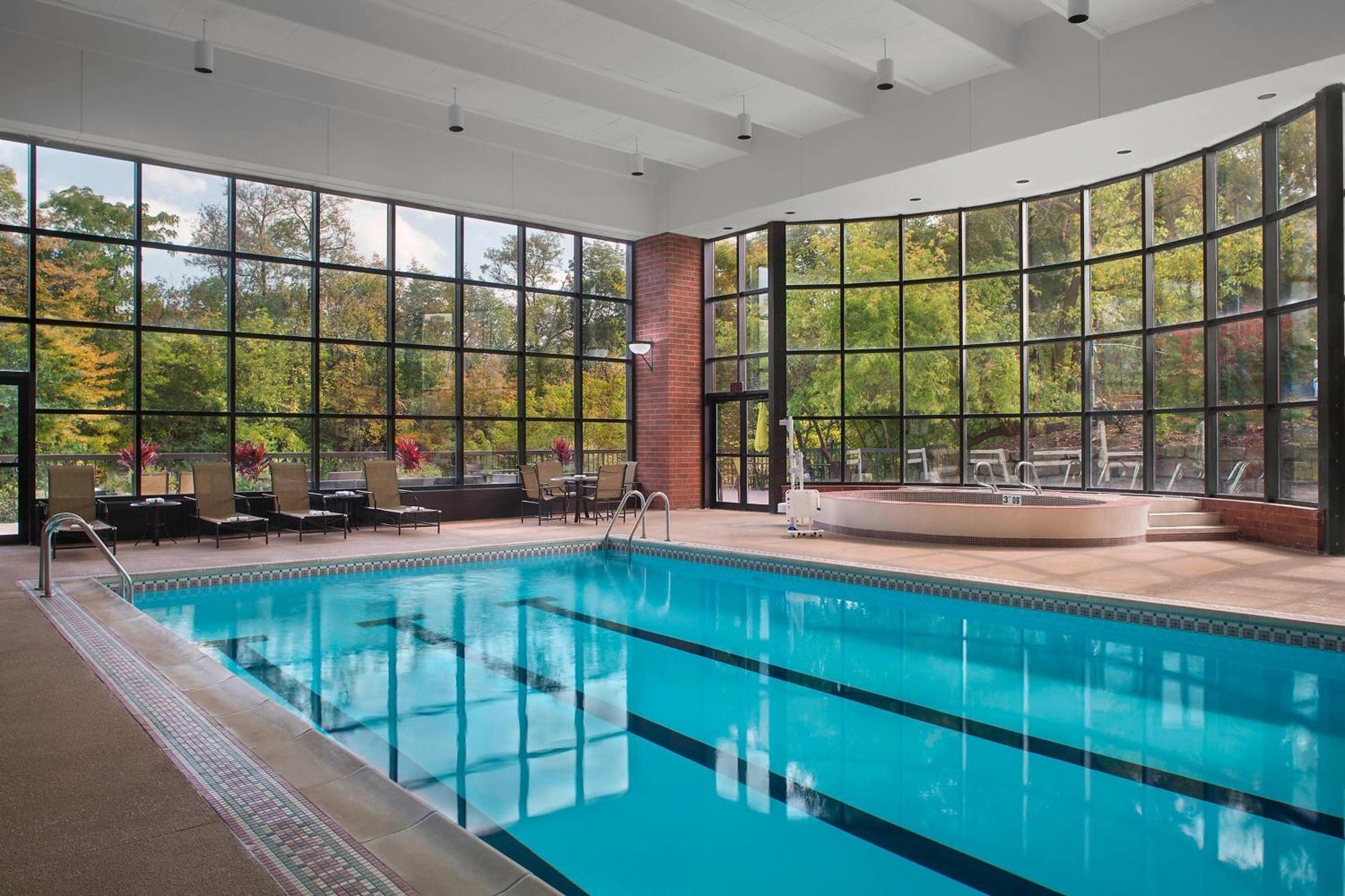 Sheraton Suites Akron Cuyahoga Falls Esterno foto